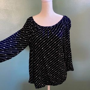 Women’s Michael Kors, top, size XL